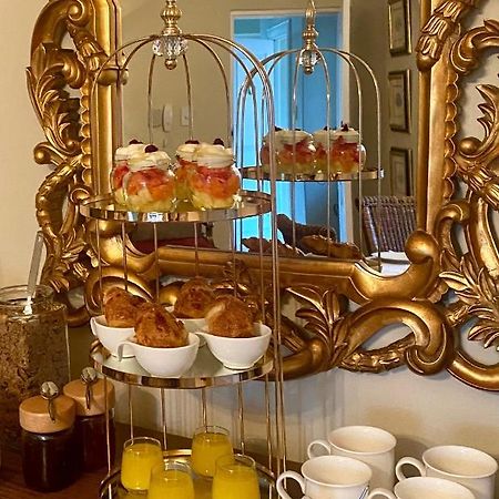 Vair'S Place Guest House In Sandton Paulshof - Apartment, Lux Suites & Spa Йоханесбург Екстериор снимка