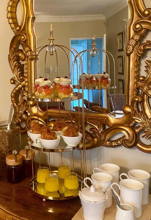 Vair'S Place Guest House In Sandton Paulshof - Apartment, Lux Suites & Spa Йоханесбург Екстериор снимка