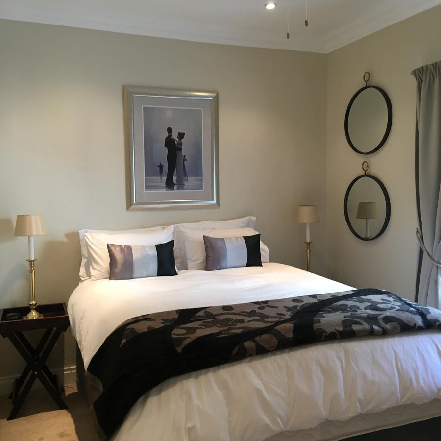 Vair'S Place Guest House In Sandton Paulshof - Apartment, Lux Suites & Spa Йоханесбург Екстериор снимка
