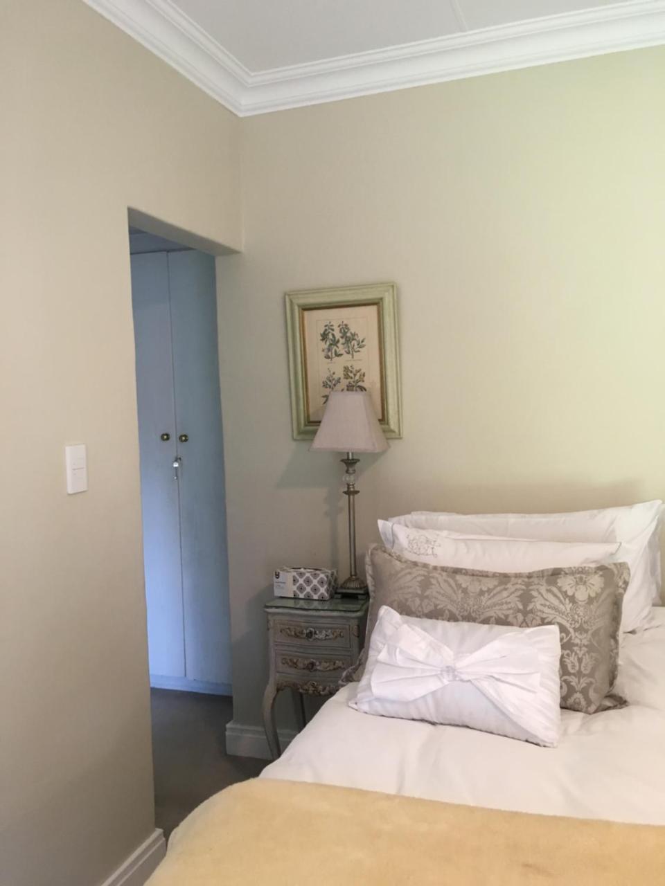 Vair'S Place Guest House In Sandton Paulshof - Apartment, Lux Suites & Spa Йоханесбург Екстериор снимка